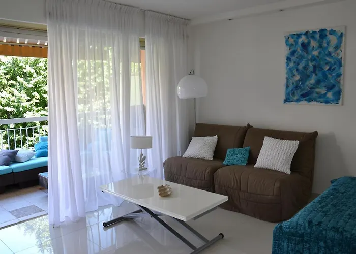 公寓 Beau Vu Juan Les Pins 昂蒂布