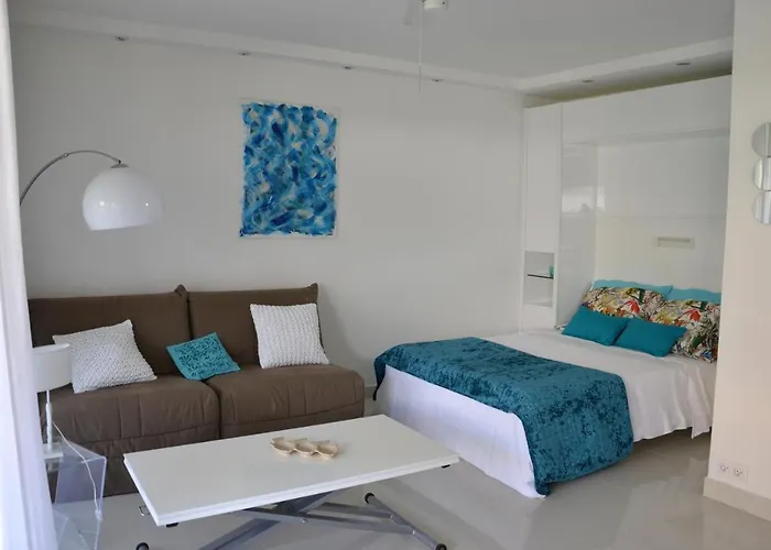 公寓 Beau Vu Juan Les Pins