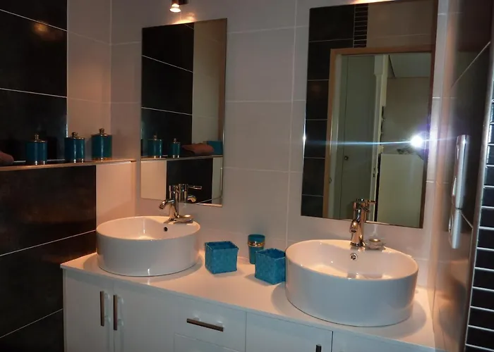 Beau Vu Juan Les Pins * 昂蒂布