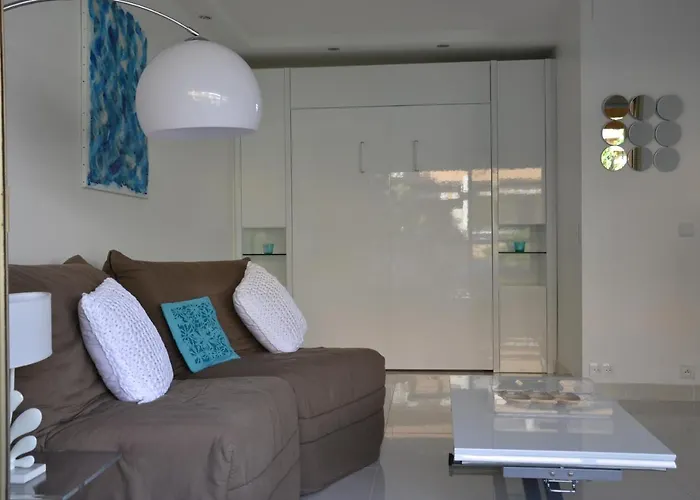 公寓 Beau Vu Juan Les Pins *